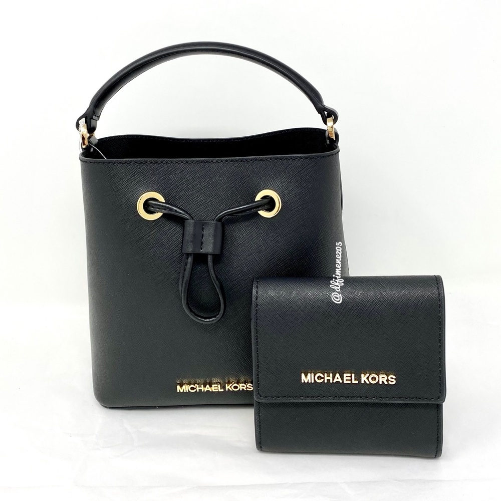 NWT Michael Kors 2 Item Set
